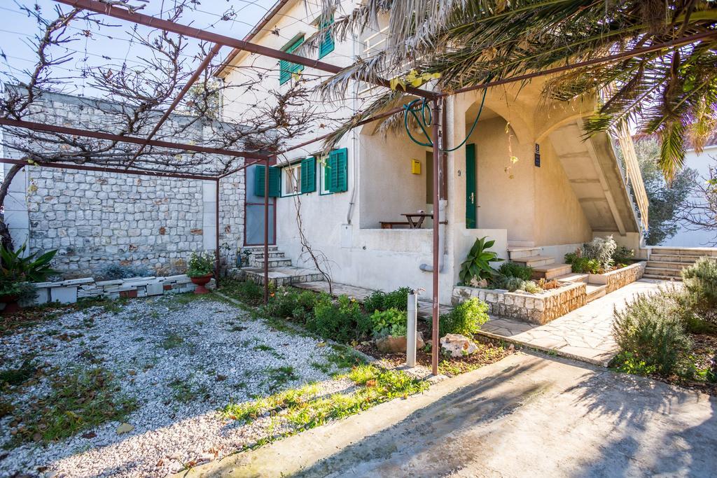 Apartment Srecko Vinišće Εξωτερικό φωτογραφία