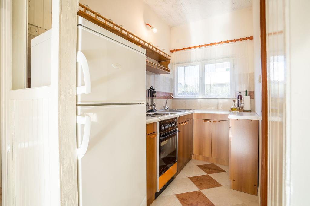 Apartment Srecko Vinišće Εξωτερικό φωτογραφία