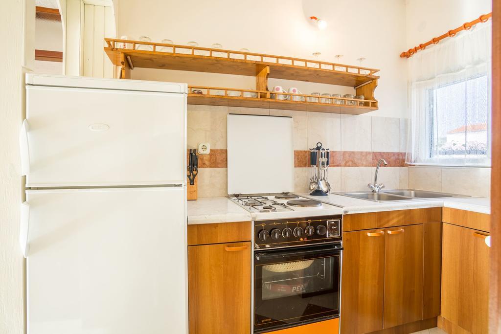 Apartment Srecko Vinišće Εξωτερικό φωτογραφία