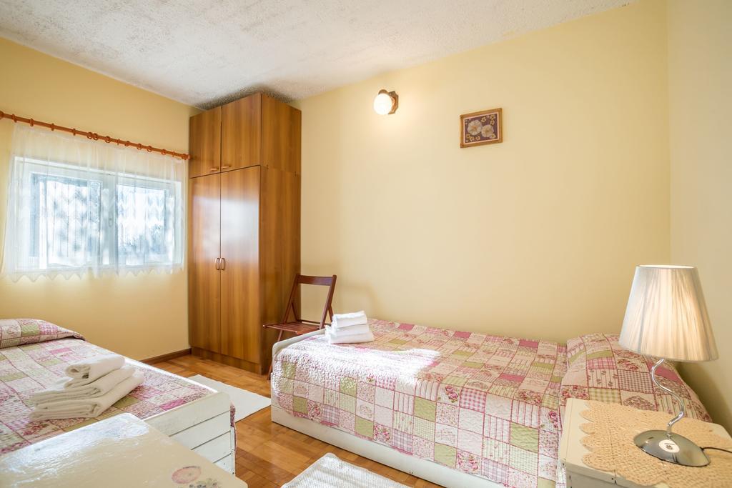 Apartment Srecko Vinišće Εξωτερικό φωτογραφία