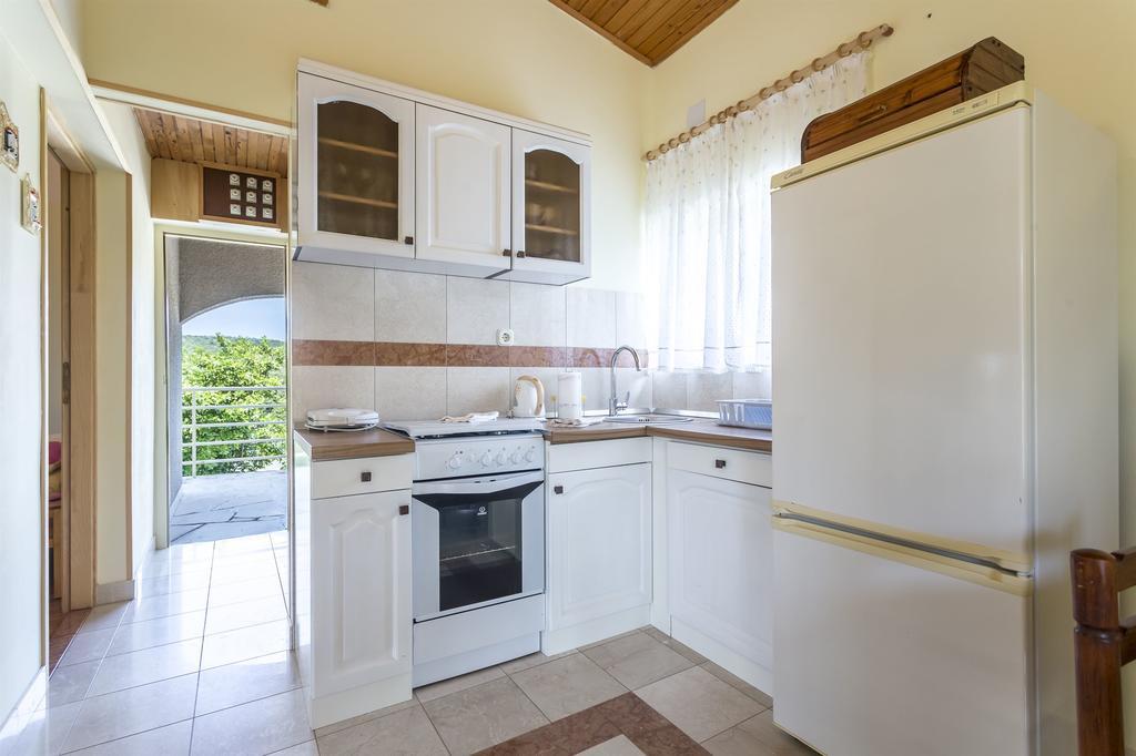 Apartment Srecko Vinišće Εξωτερικό φωτογραφία