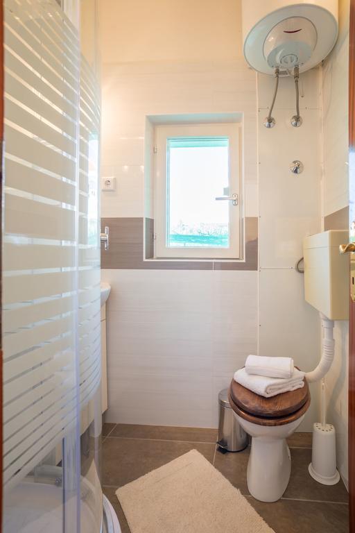 Apartment Srecko Vinišće Εξωτερικό φωτογραφία